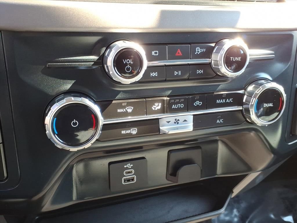 Certified 2025 Ford F150 XLT w/ Equipment Group 301A Standard image 19