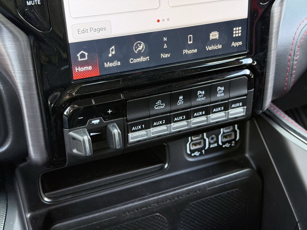 Used 2024 RAM 1500 TRX w/ TRX Level 2 Equipment Group AWD/4WD image 19
