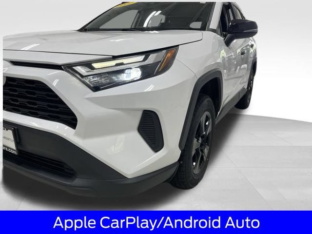 Used 2022 Toyota RAV4 XLE AWD/4WD image 19