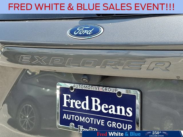 Certified 2023 Ford Explorer XLT w/ Equipment Group 202A AWD/4WD image 31