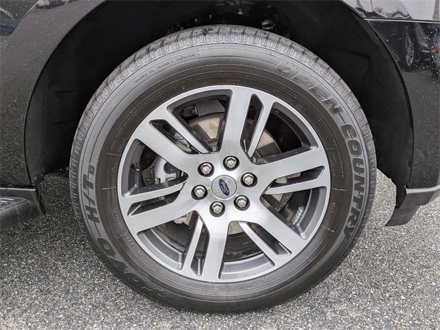 Certified 2024 Ford Expedition Limited image 10