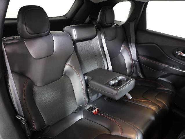 Used 2020 Jeep Cherokee Trailhawk w/ Comfort/Convenience Group image 10