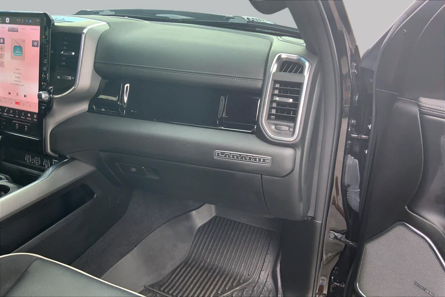 Used 2025 RAM 1500 Laramie w/ Night Edition AWD/4WD image 19