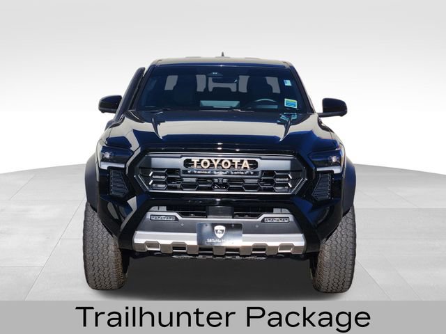 Used 2024 Toyota Tacoma Trailhunter image 8