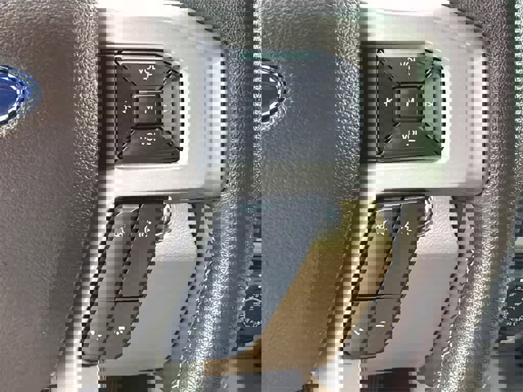 Certified 2020 Ford F150 Lariat w/ Equipment Group 502A Luxury image 23