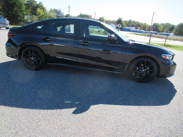 Used 2025 Honda Civic Sport image 4