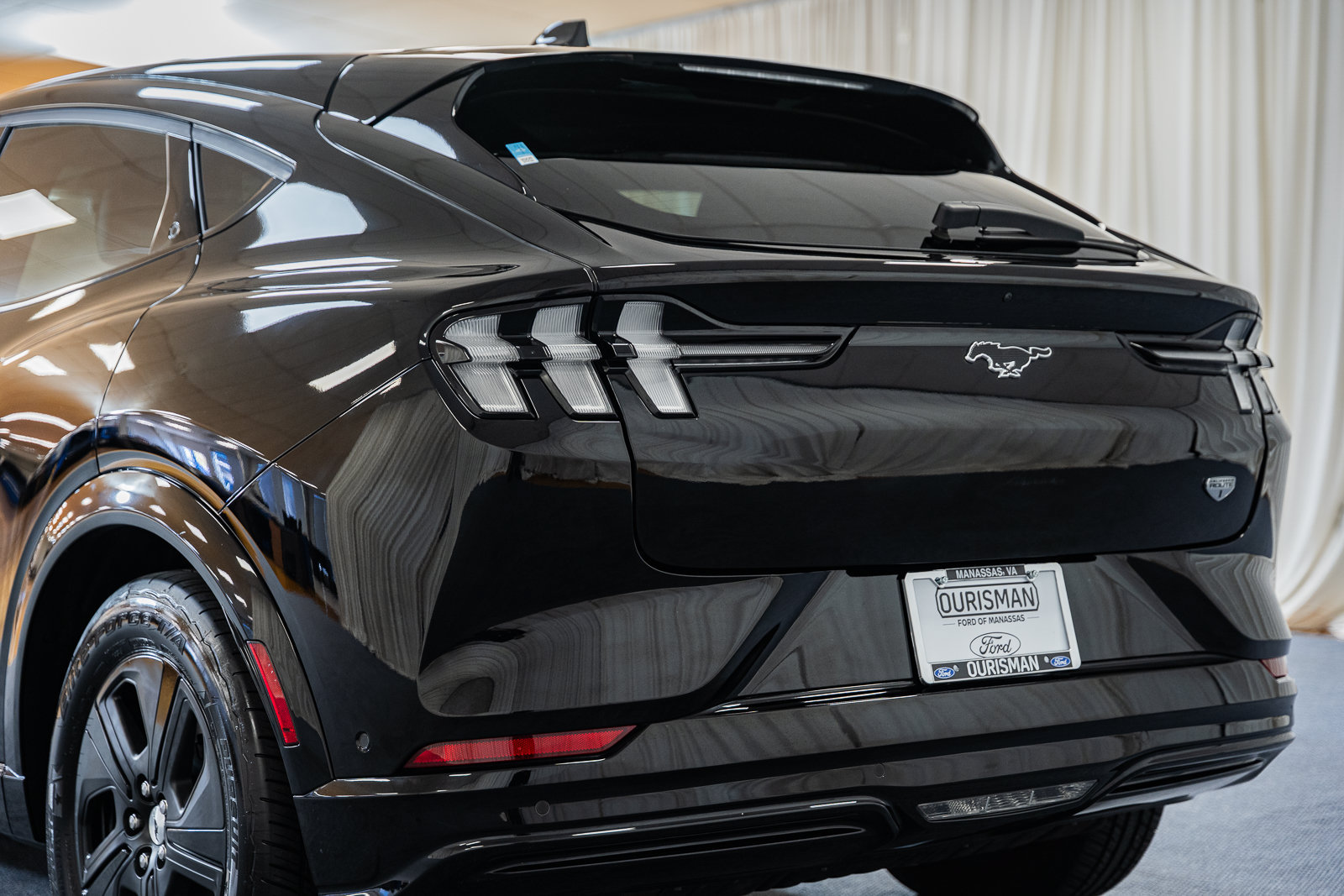 Certified 2023 Ford Mustang Mach-E California Route 1 AWD/4WD image 6