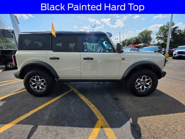 Certified 2025 Ford Bronco Badlands AWD/4WD image 9