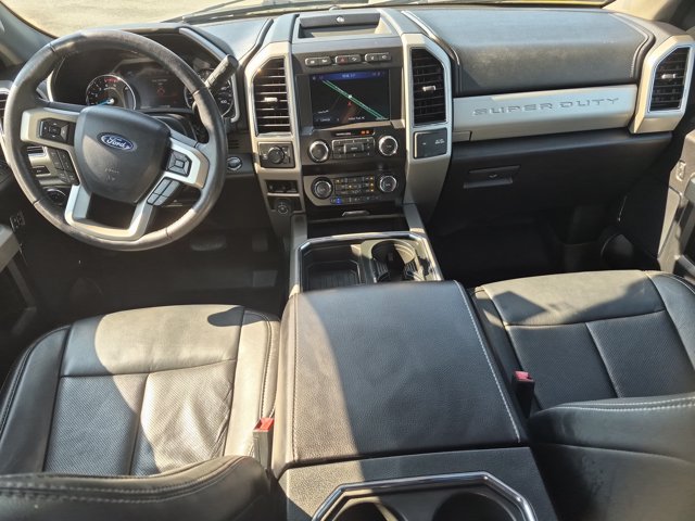 Certified 2020 Ford F250 Lariat w/ Lariat Ultimate Package AWD/4WD image 32