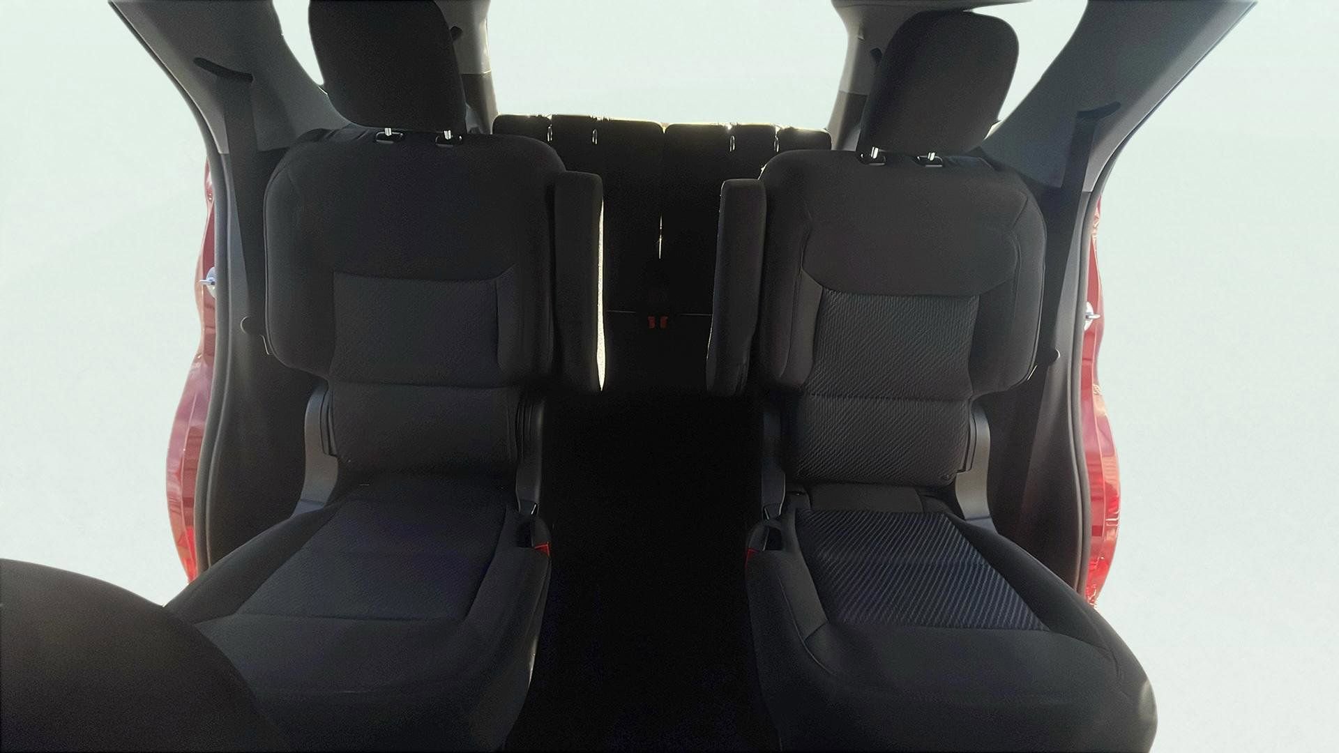 Certified 2023 Ford Explorer XLT w/ Class IV Trailer Tow Package image 17