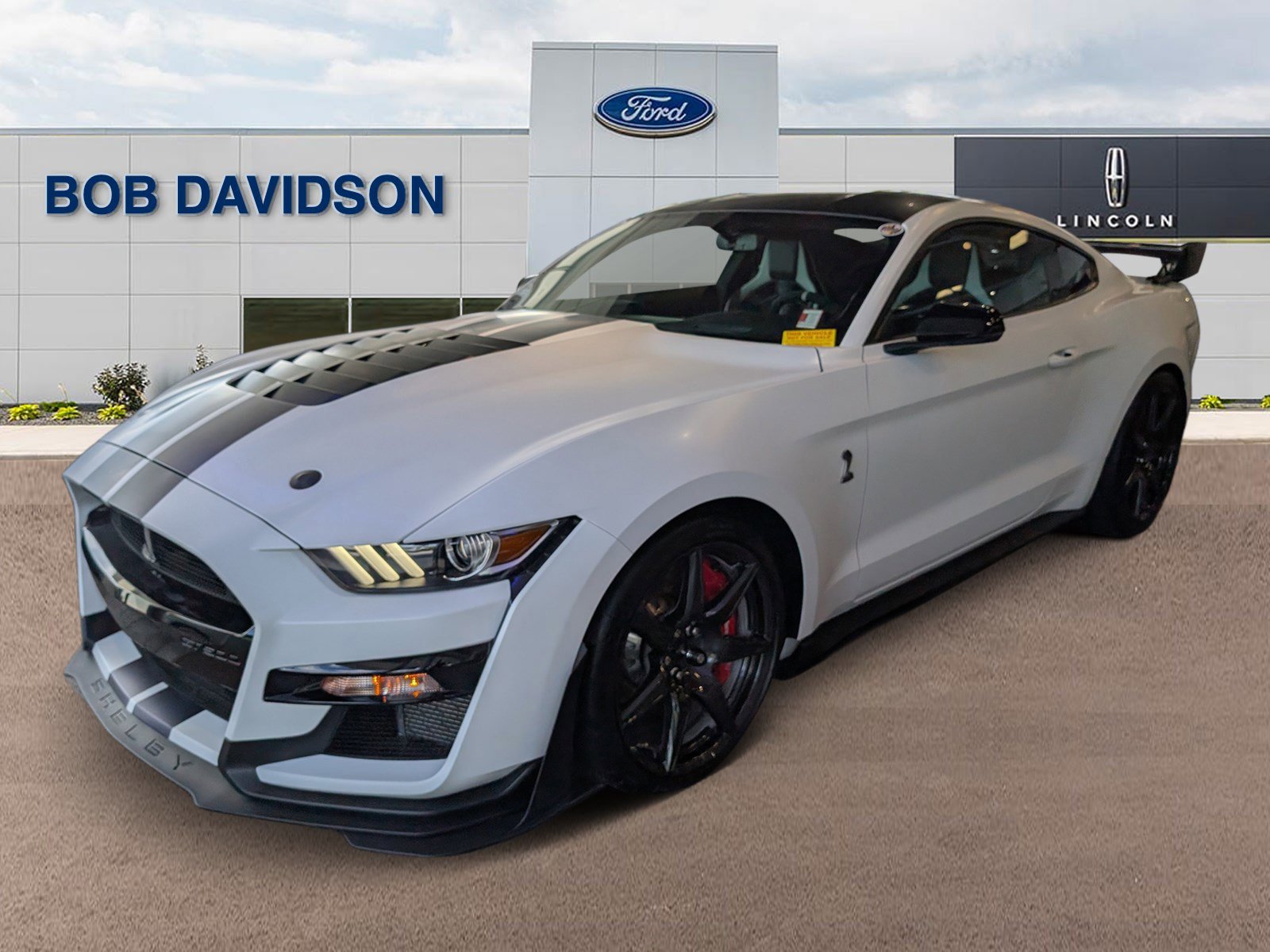 Certified 2022 Ford Mustang Shelby GT500 w/ Carbon Fiber Track Pack RWD image 6