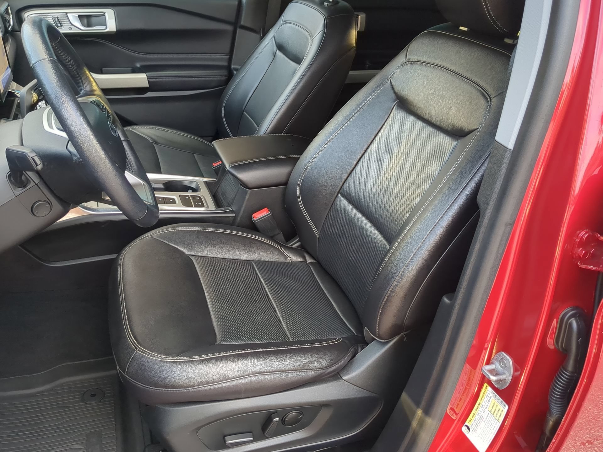 Certified 2022 Ford Explorer Limited w/ Equipment Group 301A RWD image 59