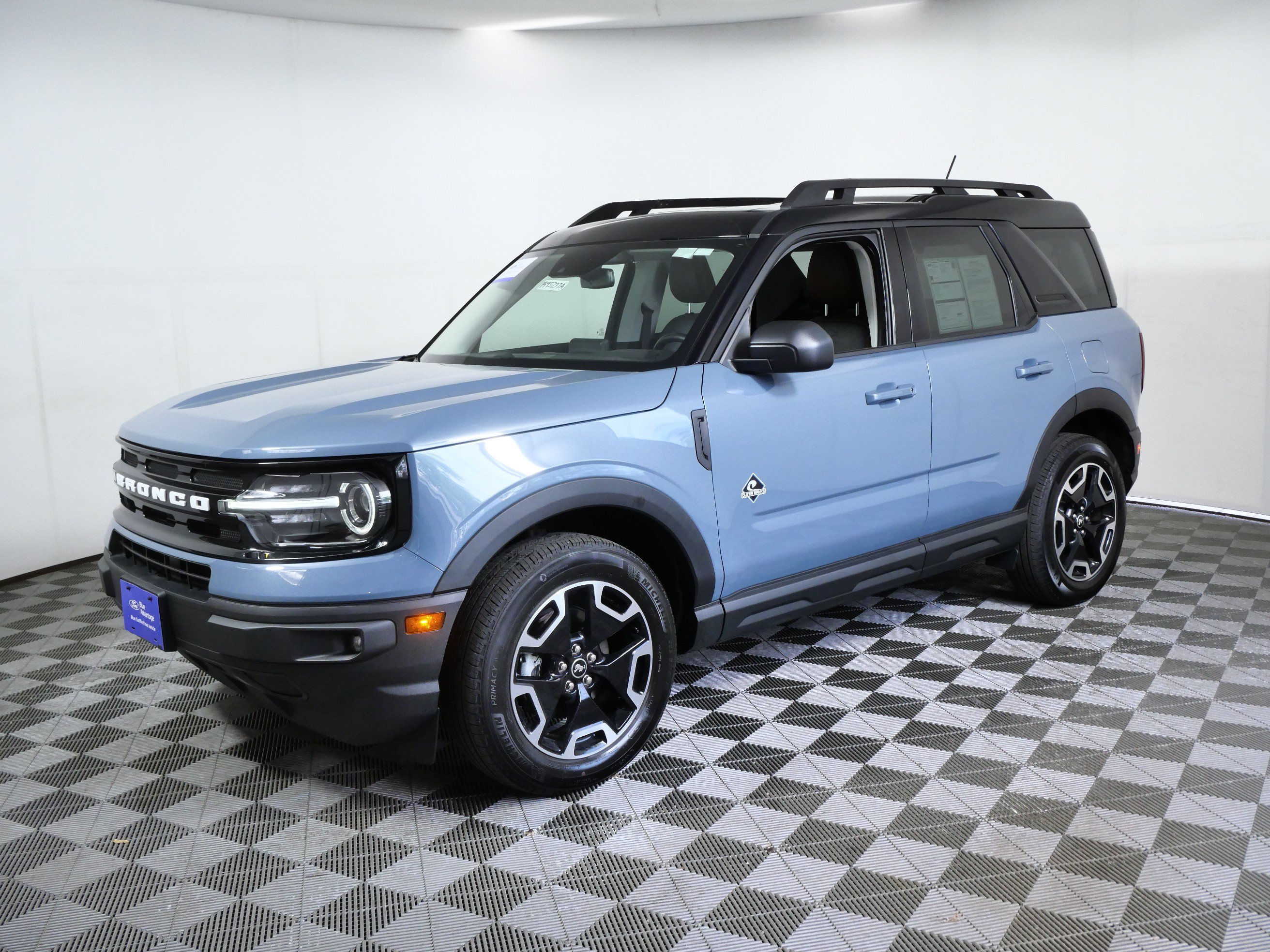 Certified 2024 Ford Bronco Sport Outer Banks w/ Tech Package AWD/4WD image 5