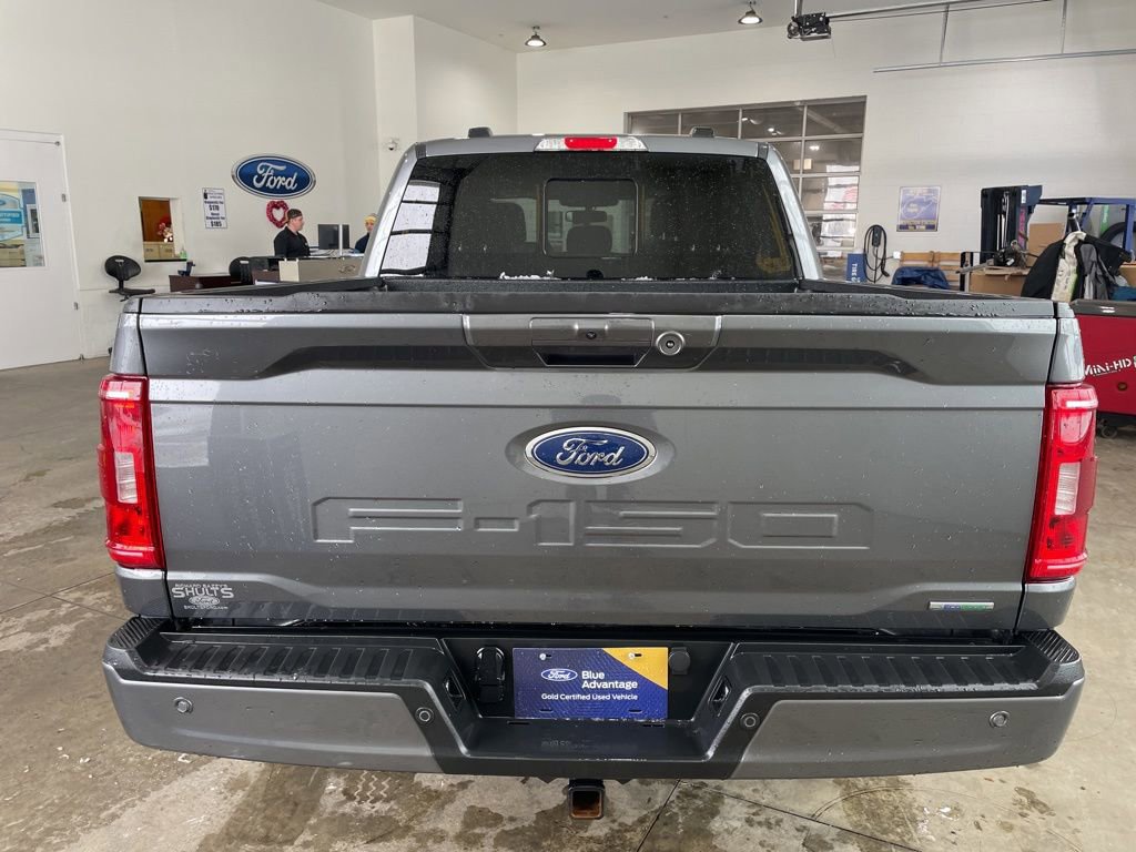 Certified 2022 Ford F150 XLT w/ Equipment Group 302A High image 4