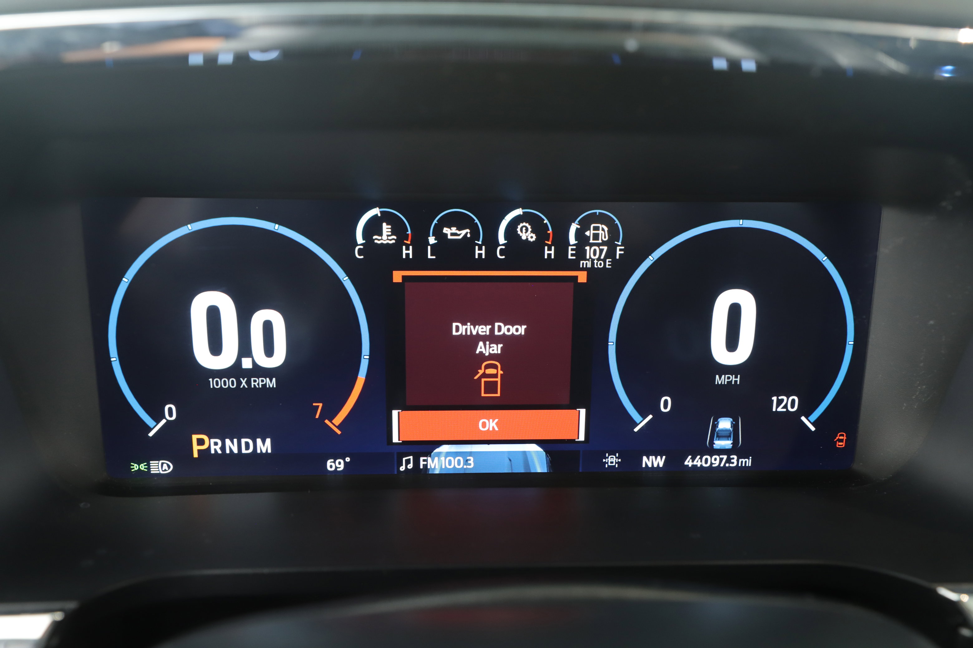 Certified 2021 Ford F150 Lariat w/ Equipment Group 502A High image 19