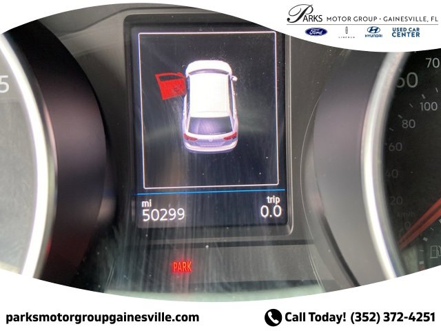 Used 2021 Volkswagen Tiguan SE R-Line image 20