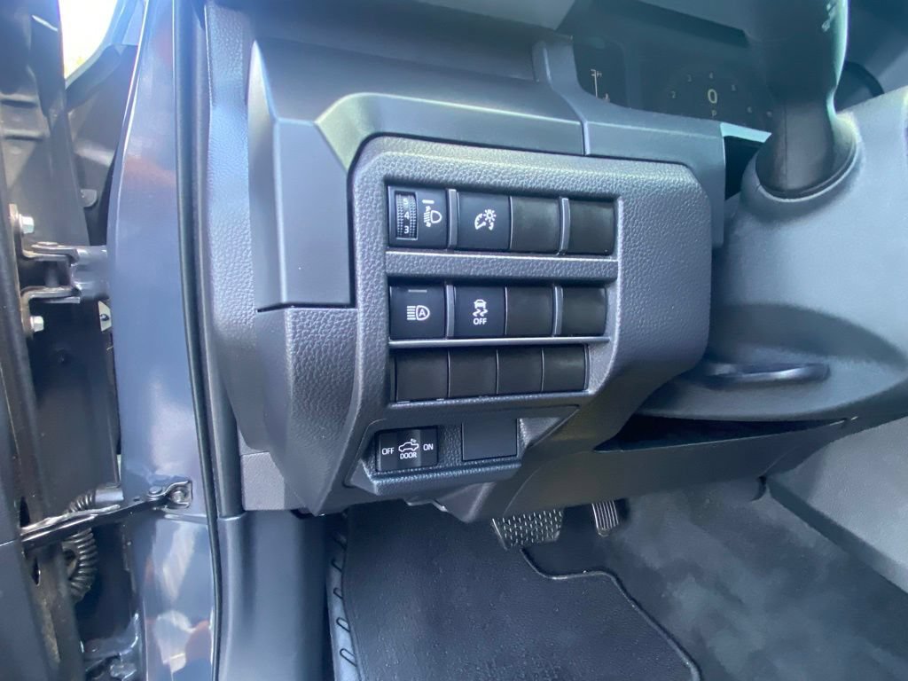Used 2025 Toyota Tacoma SR RWD image 12