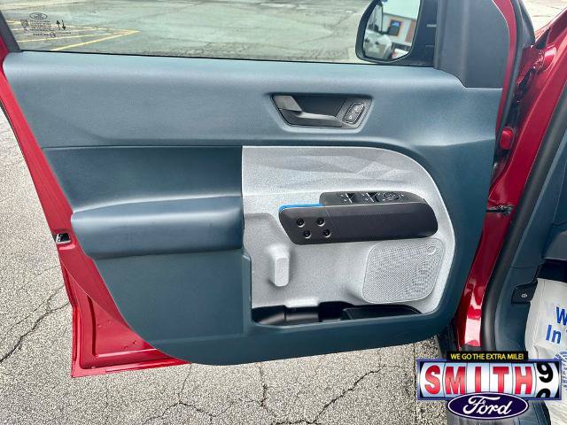 Certified 2025 Ford Maverick XLT FWD image 14