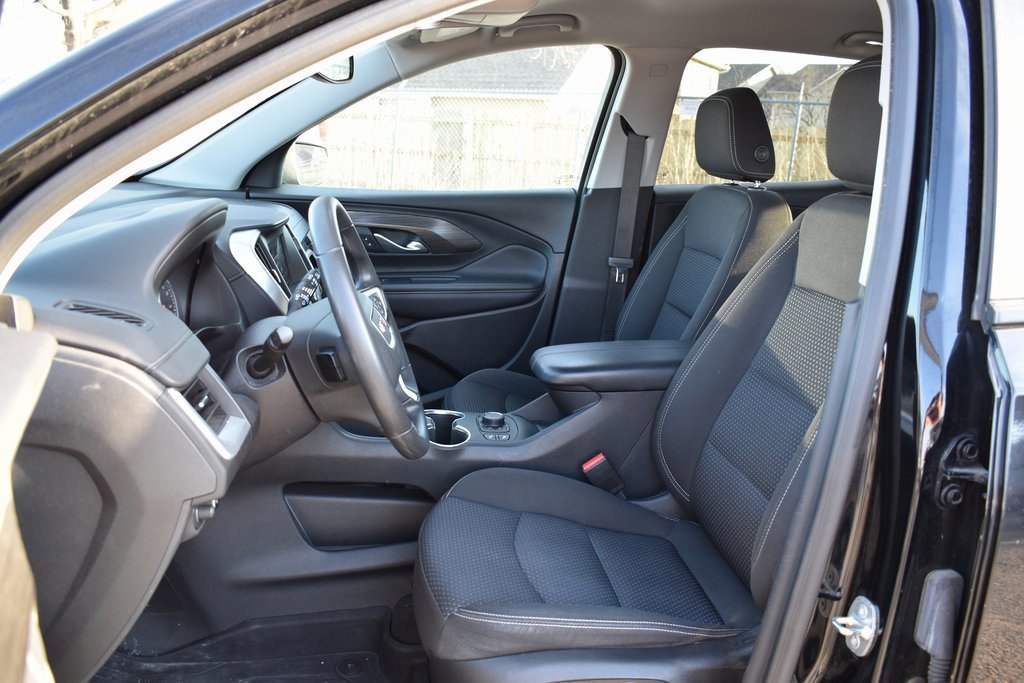 Used 2022 GMC Terrain SLE w/ Driver Convenience Package image 6