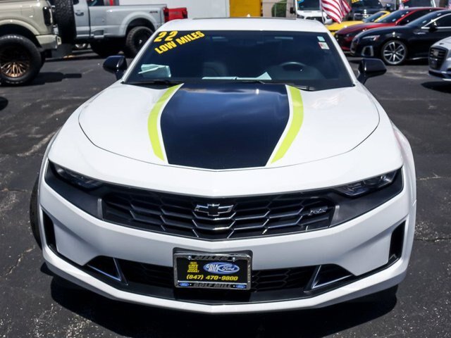 Used 2022 Chevrolet Camaro LT RWD image 5