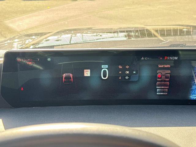 Certified 2025 Ford Expedition Active AWD/4WD image 22
