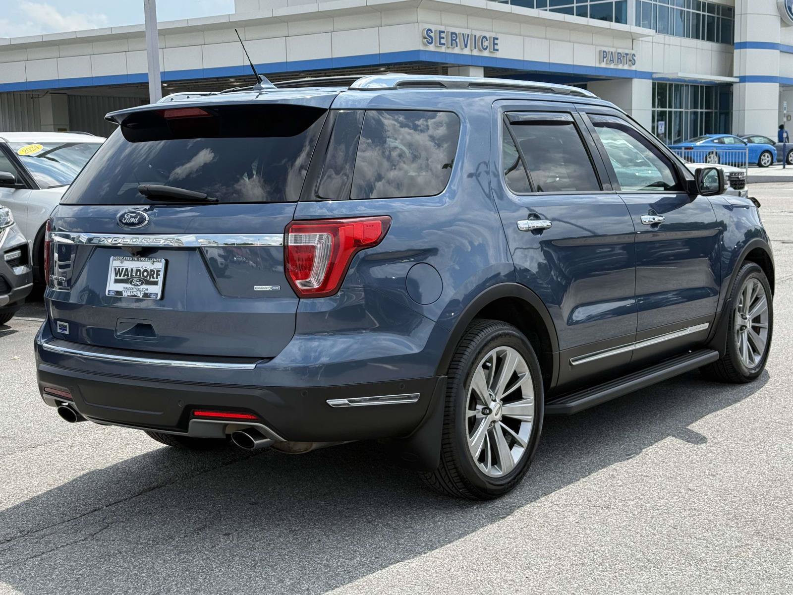 Certified 2018 Ford Explorer Limited w/ Equipment Group 301A AWD/4WD image 2
