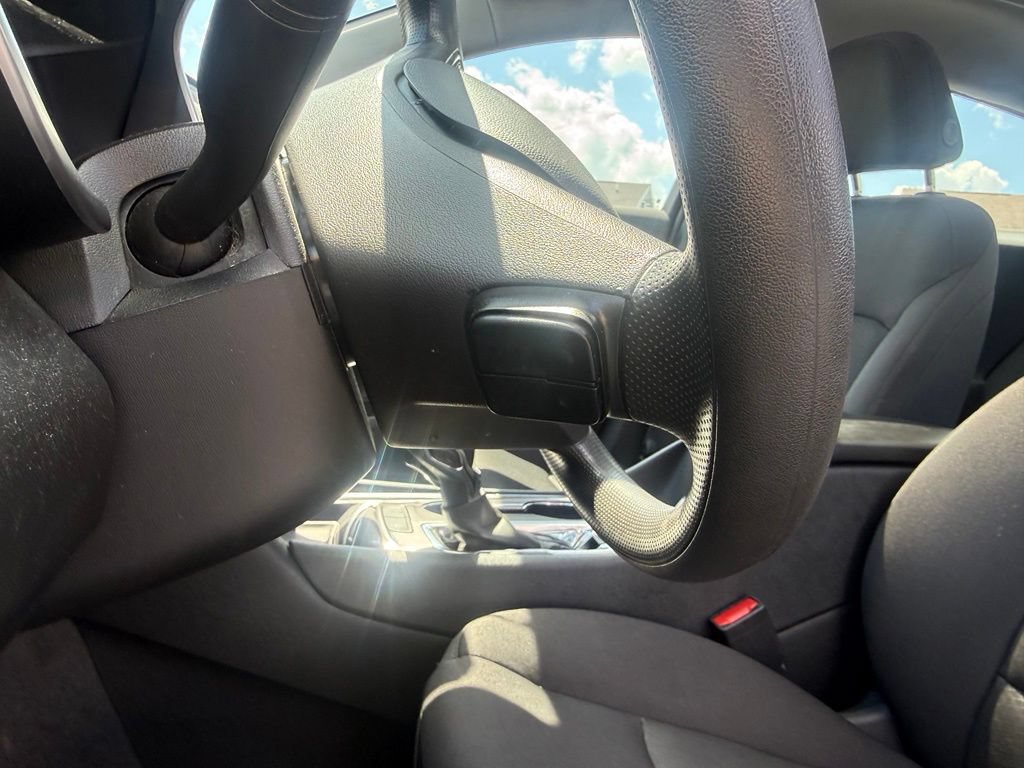 Used 2024 Chevrolet Malibu LT FWD image 23