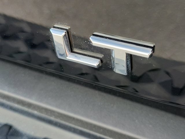 Used 2024 Chevrolet Colorado LT w/ LT Convenience Package RWD image 7