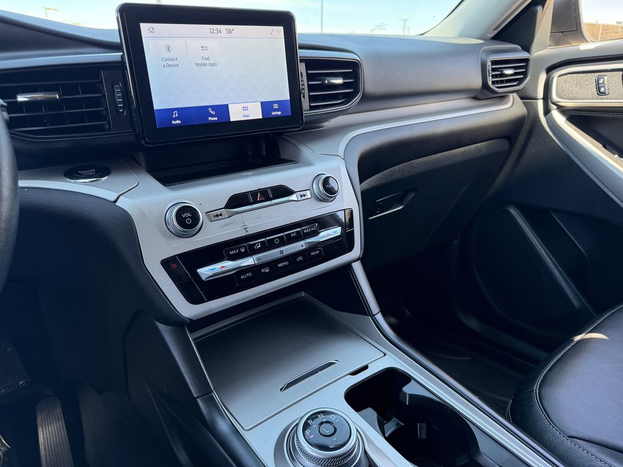 Certified 2024 Ford Explorer XLT image 16