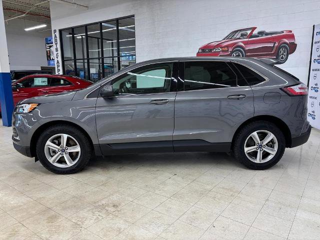 Certified 2022 Ford Edge SEL w/ Convenience Package image 2