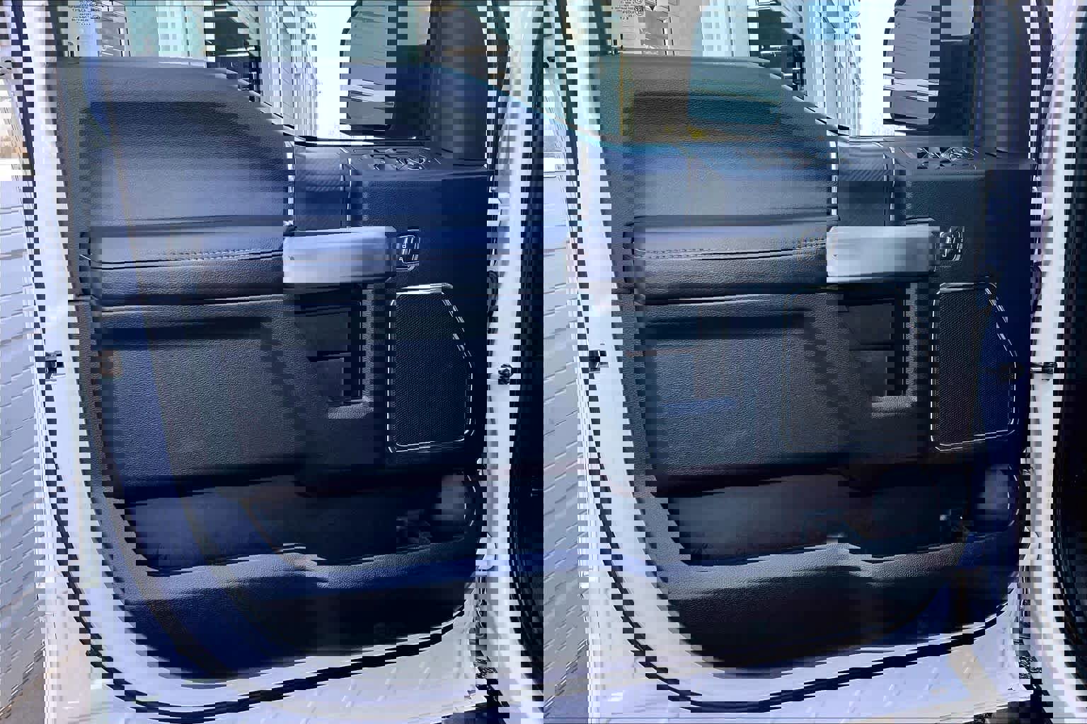 Certified 2020 Ford F150 Lariat image 23