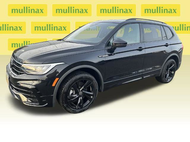 Used 2024 Volkswagen Tiguan SE R-Line image 9