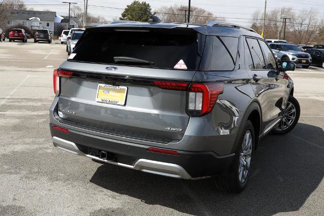 Certified 2025 Ford Explorer Platinum image 4
