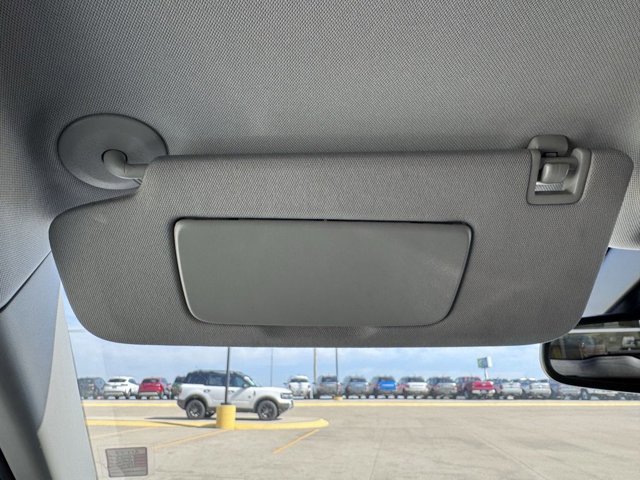 Used 2023 GMC Terrain SLT image 17