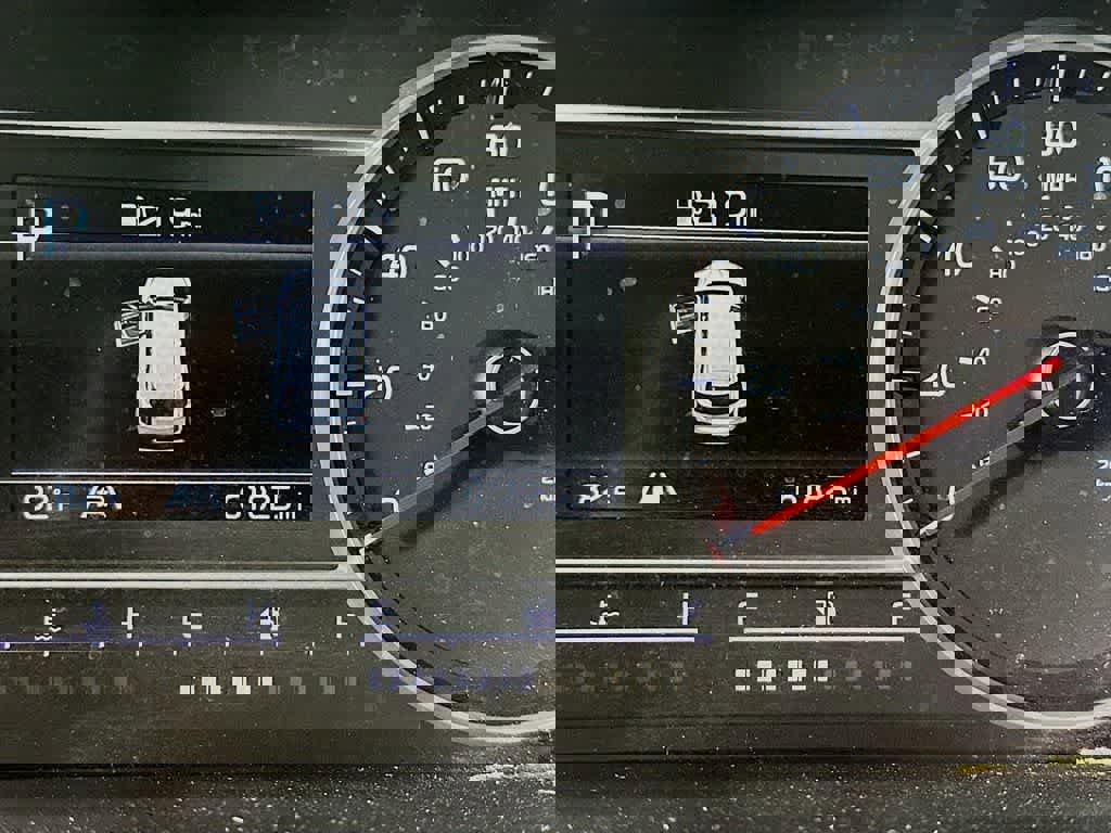 Used 2023 Kia Sorento LX image 23