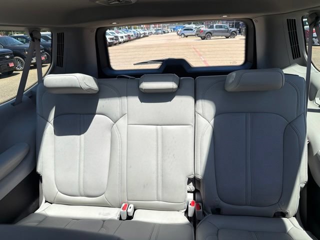Used 2024 Jeep Wagoneer L 4WD w/ Premium Group I image 20