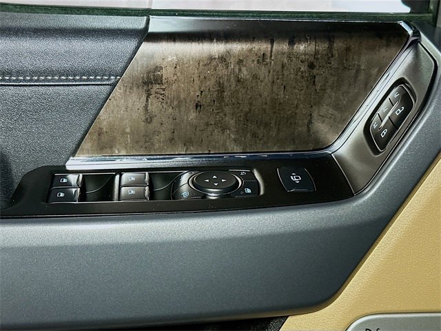 Certified 2023 Ford F250 Lariat w/ Sport Appearance Package image 15