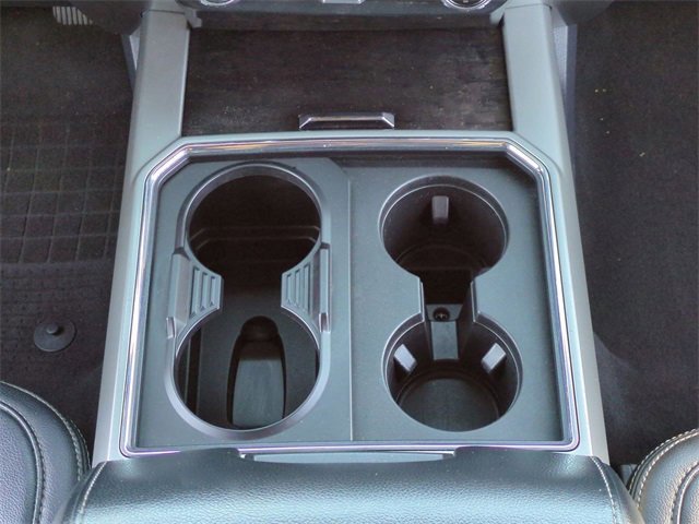 Certified 2022 Ford F250 Lariat w/ Lariat Value Package image 19