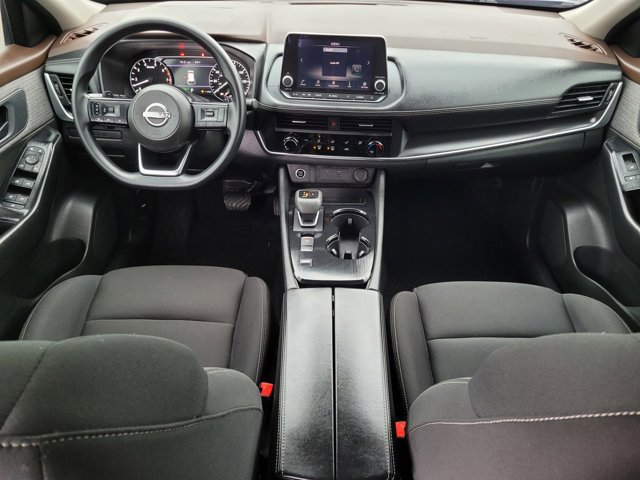 Used 2023 Nissan Rogue S image 13