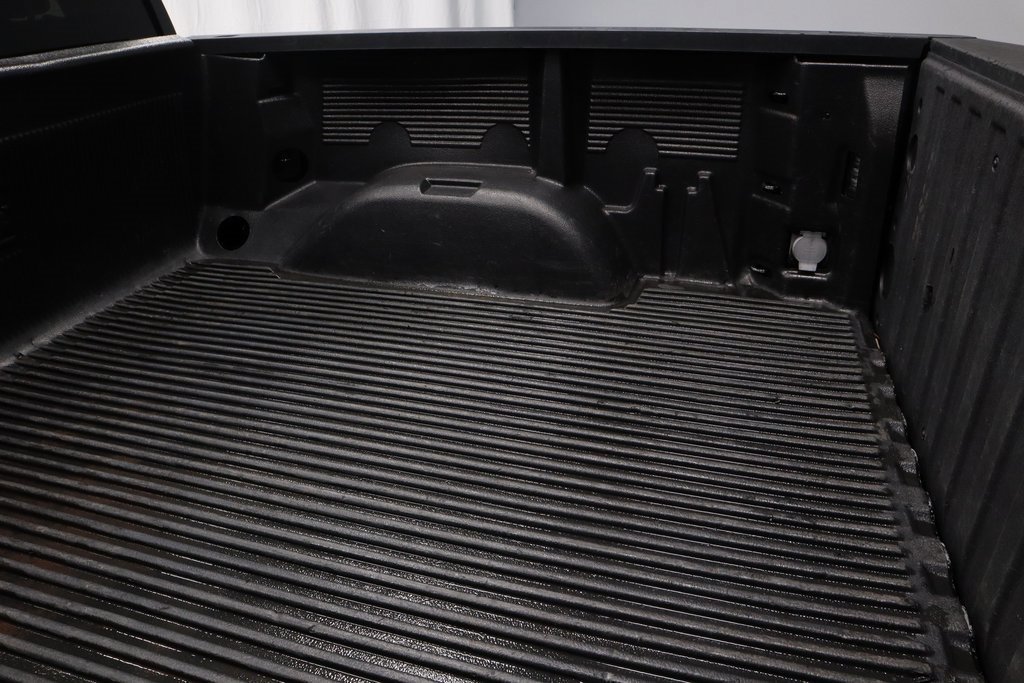 Used 2023 Chevrolet Silverado 1500 RST image 14