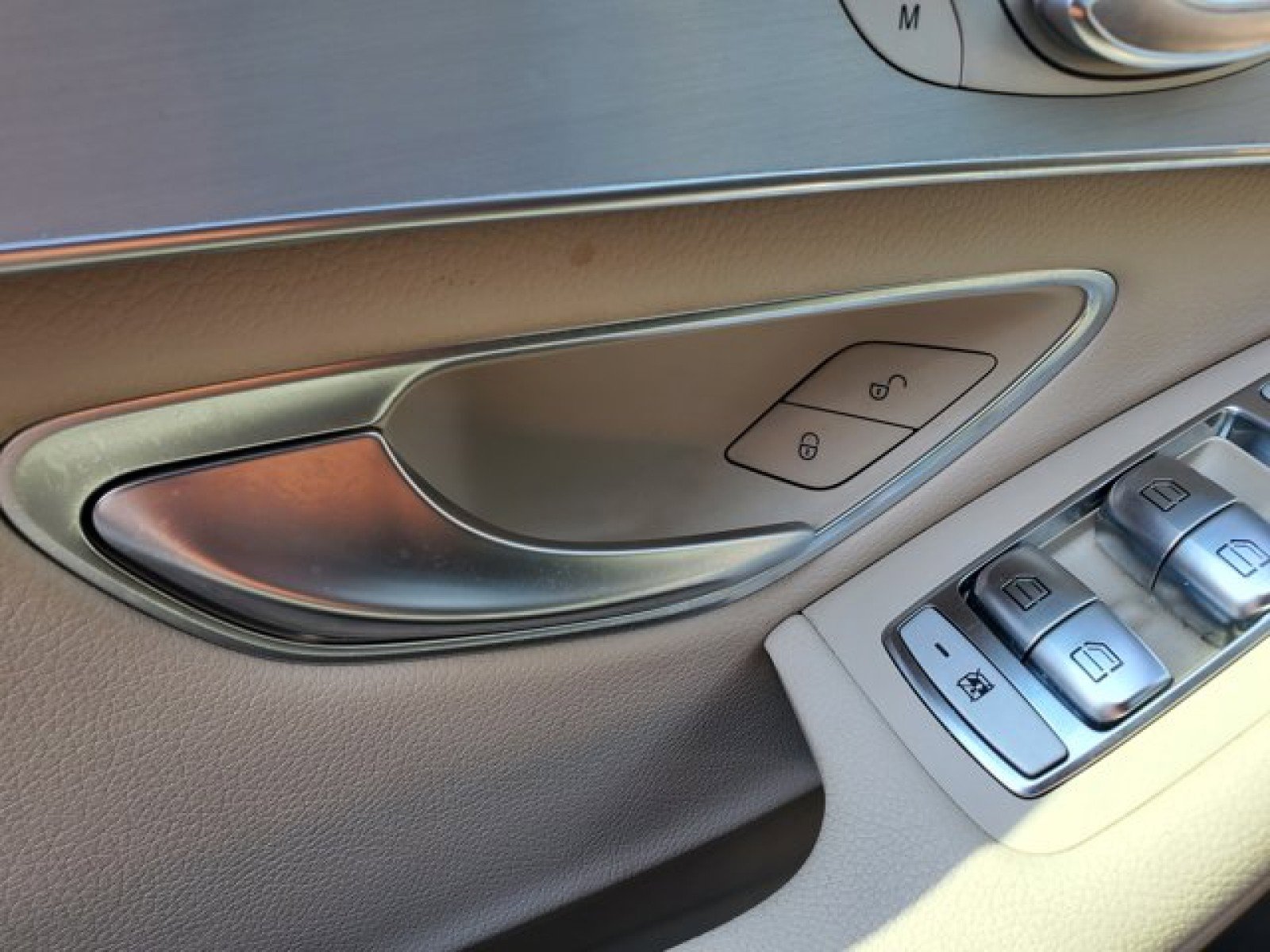 Used 2021 Mercedes-Benz GLC 300 image 15