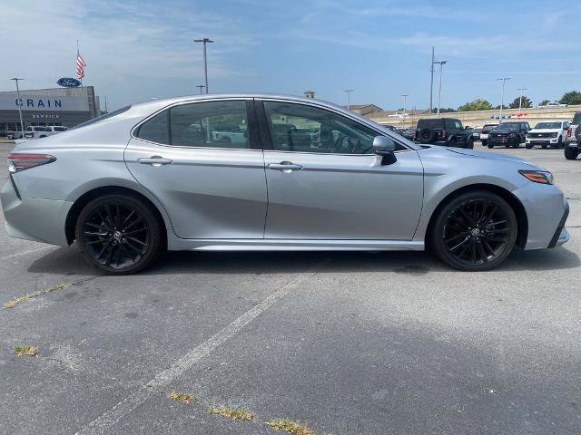Used 2024 Toyota Camry XSE FWD image 8