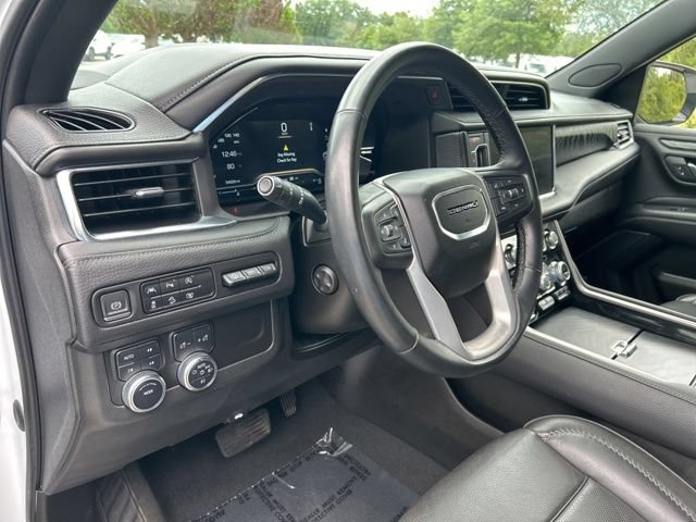 Used 2023 GMC Yukon Denali AWD/4WD image 38