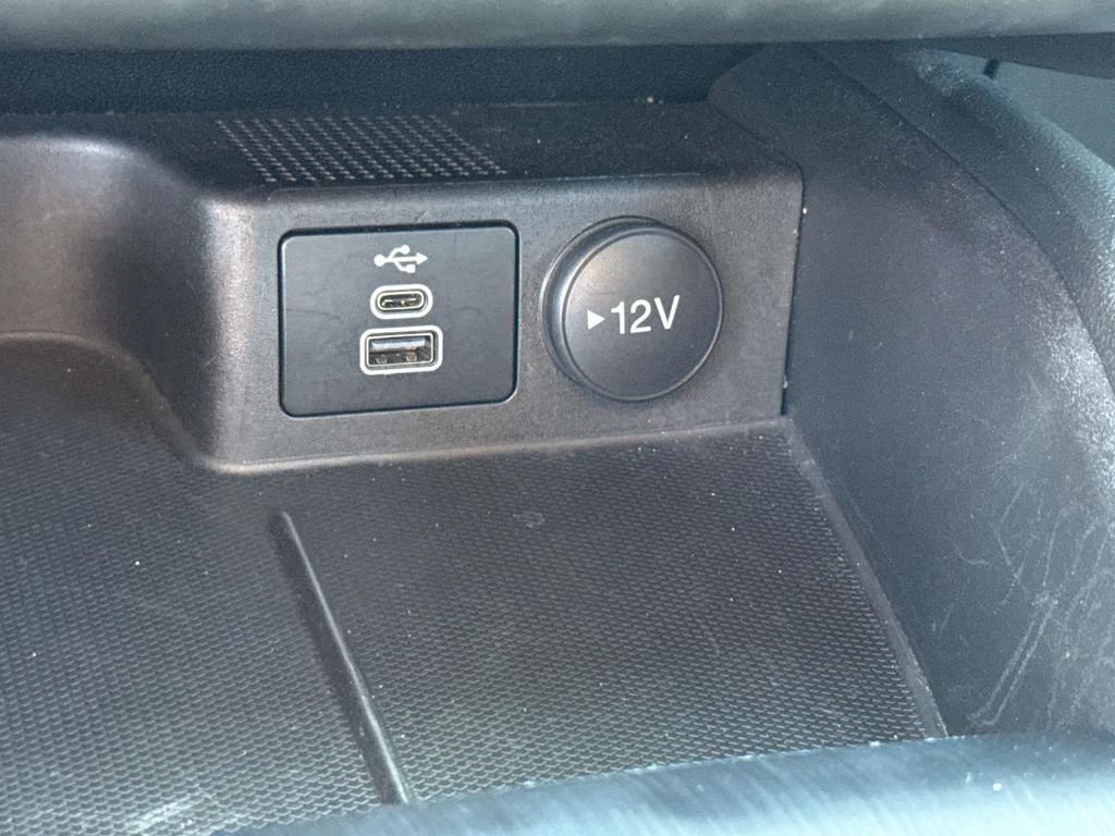 Certified 2025 Ford Escape Active FWD image 29