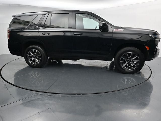 Used 2023 Chevrolet Tahoe Z71 w/ Luxury Package AWD/4WD image 12