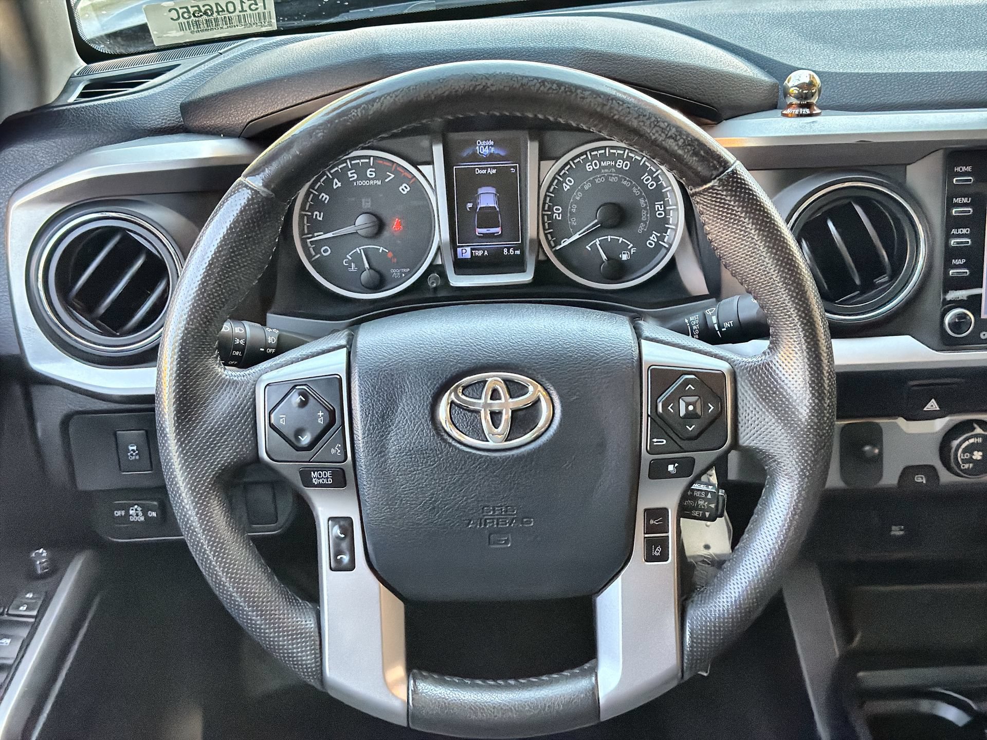 Used 2020 Toyota Tacoma SR5 RWD image 14