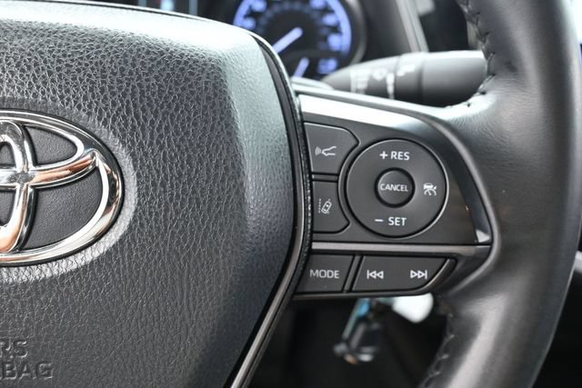Used 2023 Toyota Camry SE FWD image 16