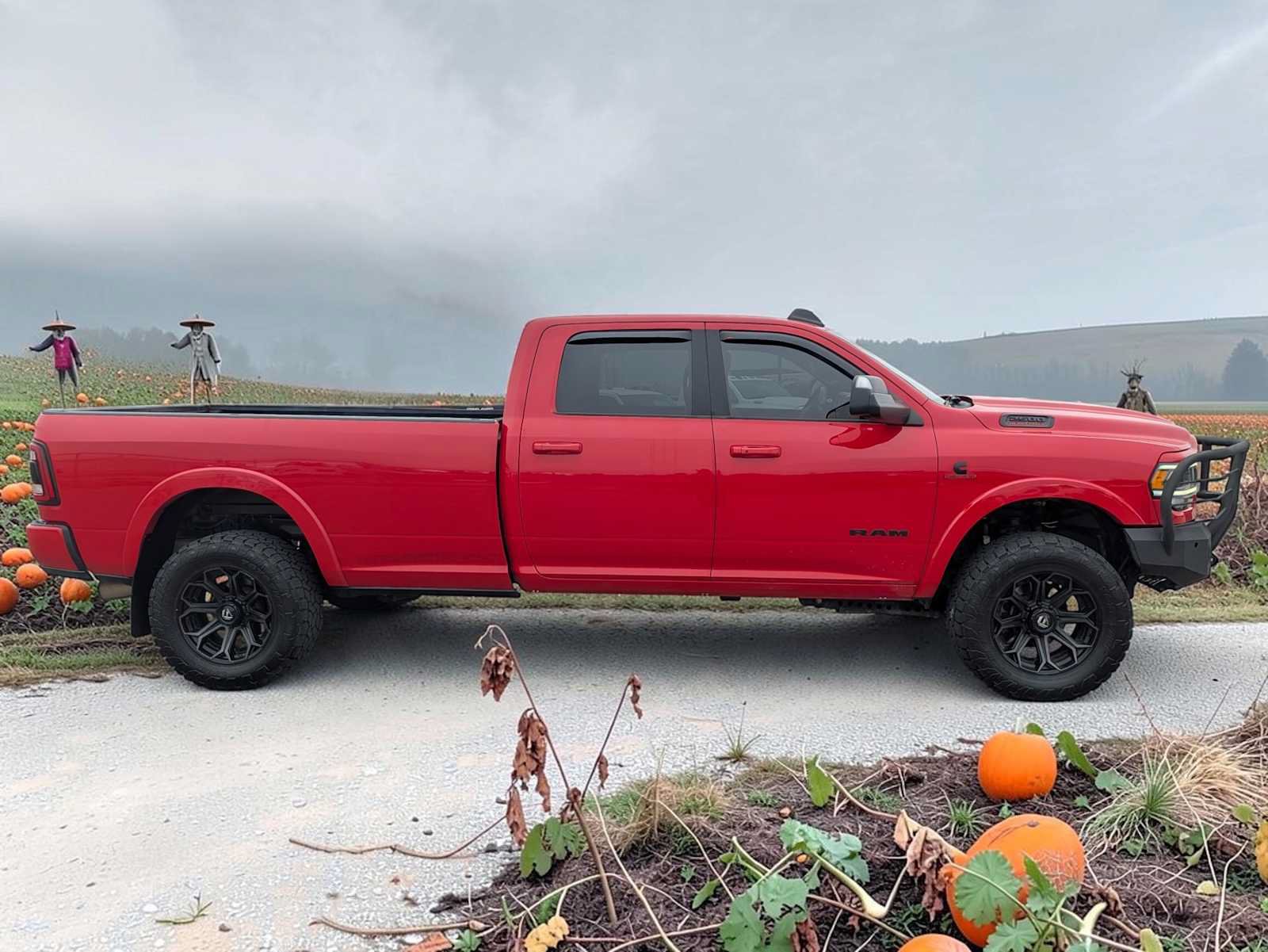 Used 2020 RAM 2500 Laramie w/ Night Edition AWD/4WD image 7