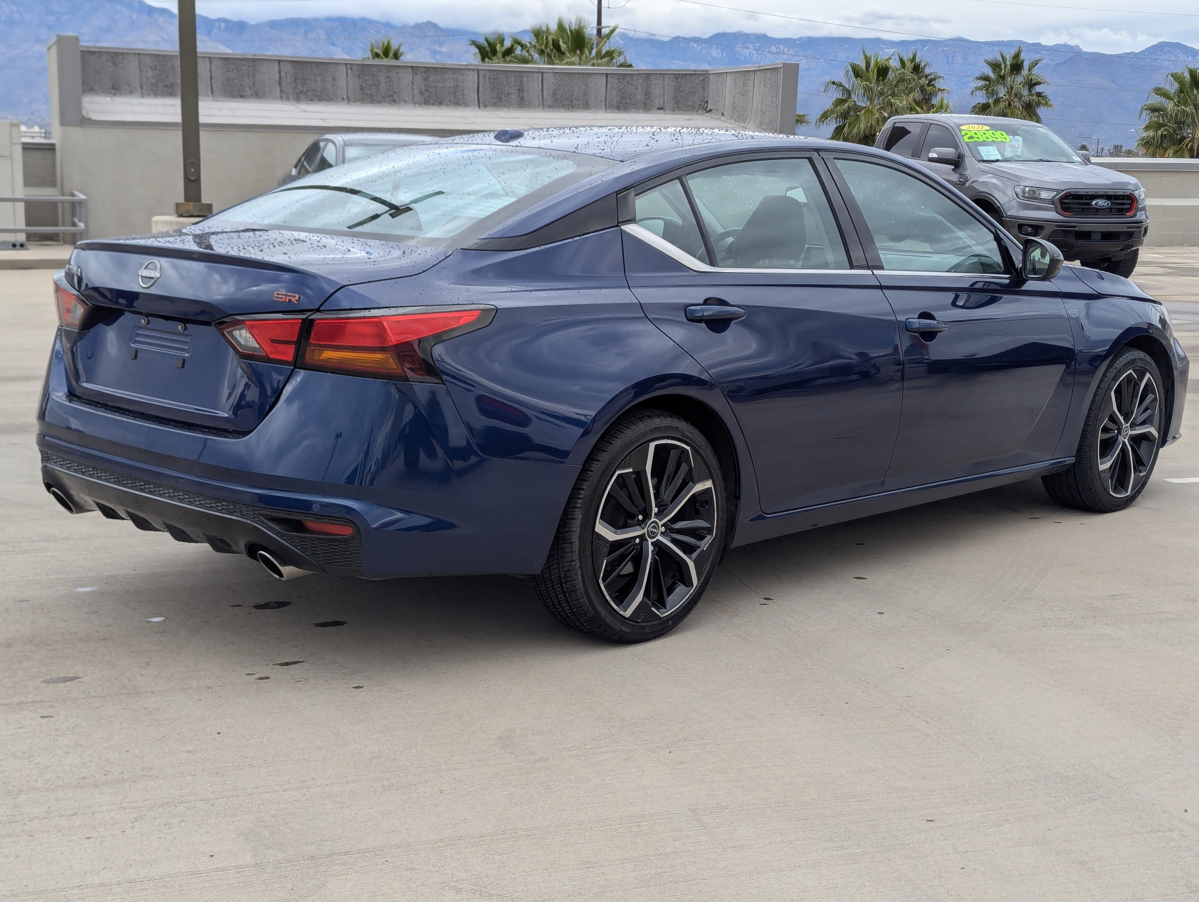 Used 2024 Nissan Altima 2.5 SR image 4
