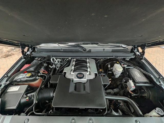 Used 2019 Cadillac Escalade Luxury AWD/4WD image 23
